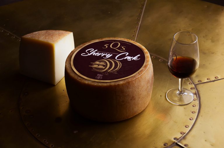 Alimentias 5 Q's Sherry Cask Aged Cheddar - (150g - 175g)