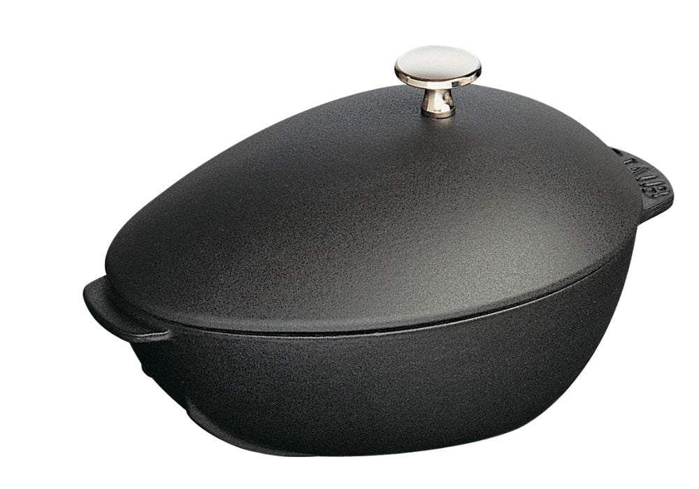 Staub -  CAST IRON Mussel Pot 2.1 qt. / 2 L