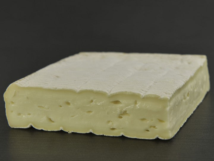 Fromagerie Nouvelle France - Madelaine  - (150g - 175g)