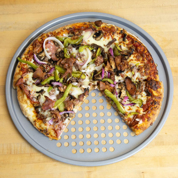 Screened Aluminum Pizza Pan - 10 inch